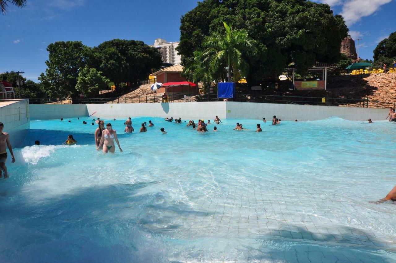 Piazza Acesso Ao Acqua Park Diroma Caldas Novas Apartment Exterior foto